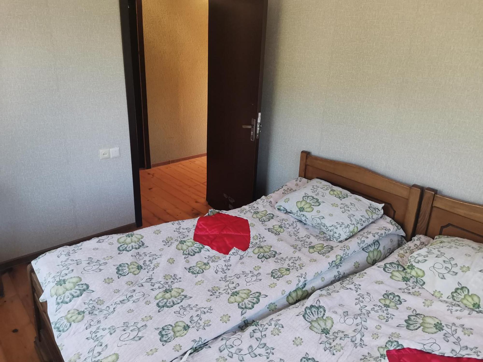 Iason Guest House In Mazeri Mestia Rum bild